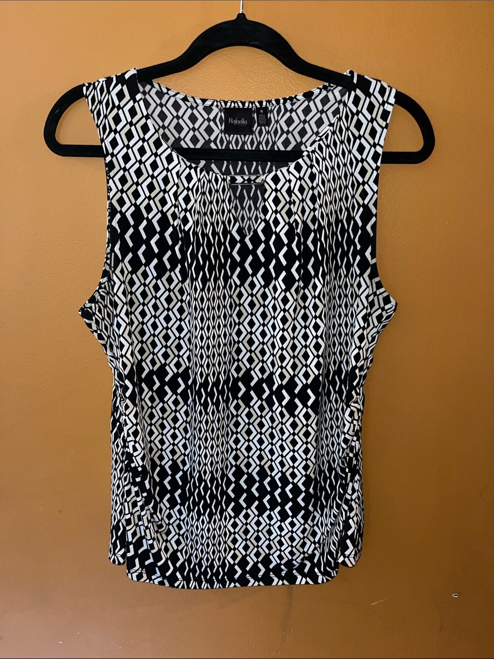 Rafaella Black & White Geometric Sleeveless Shell